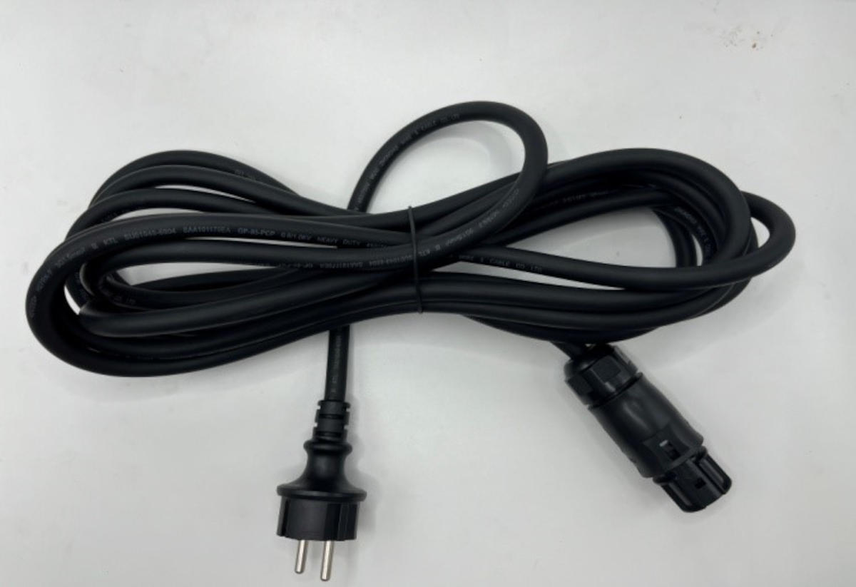 Hoymiles 15m Anschlußleitung, Schuko Stecker auf BC01-Buchse