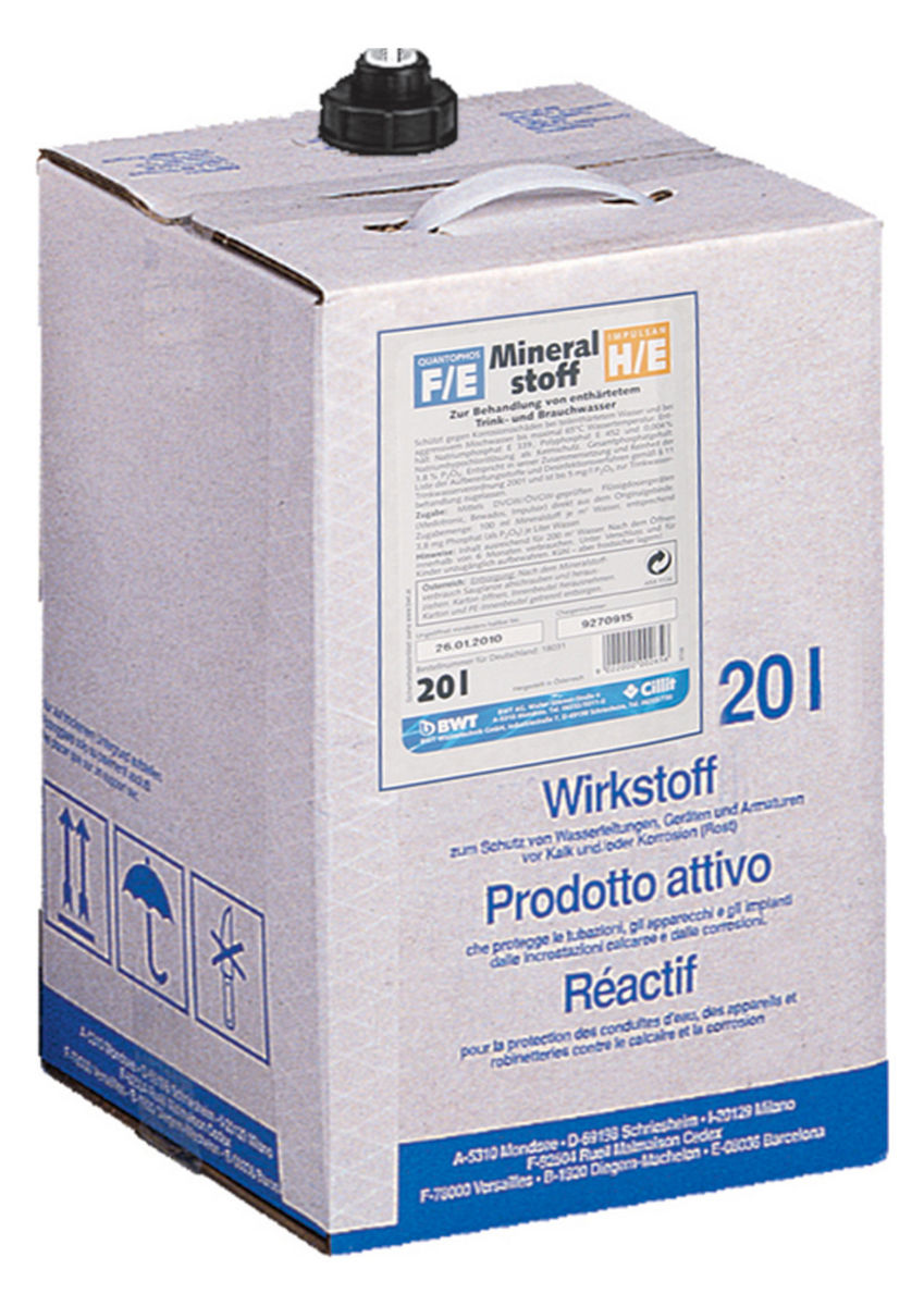 BWT Mineralstofflösung Quantophos FE/F2 HE/H2, Frontansicht, vor weißem Hintergrund