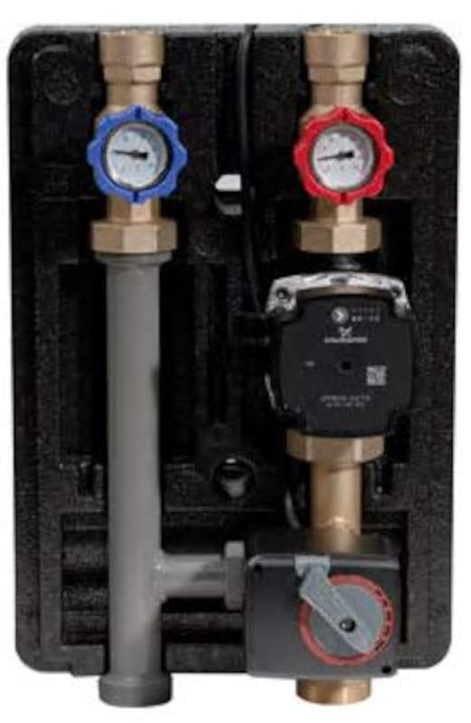 ZEWO WP-ECO Pumpengruppe DN 25, mit Mischer, Frontansicht, vor weißem Hintergrund